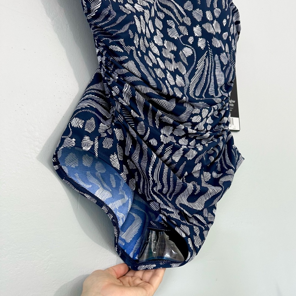 MIRACLESUIT NWT Navy Blue & White Blockbuster One Piece Underwire V-neck - Picture 6 of 16